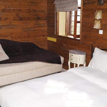 Ikojenia Traditional Lodge Папингон Экстерьер фото