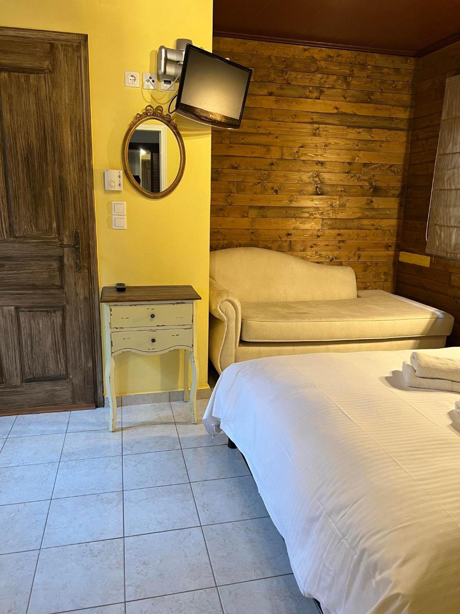 Ikojenia Traditional Lodge Папингон Экстерьер фото